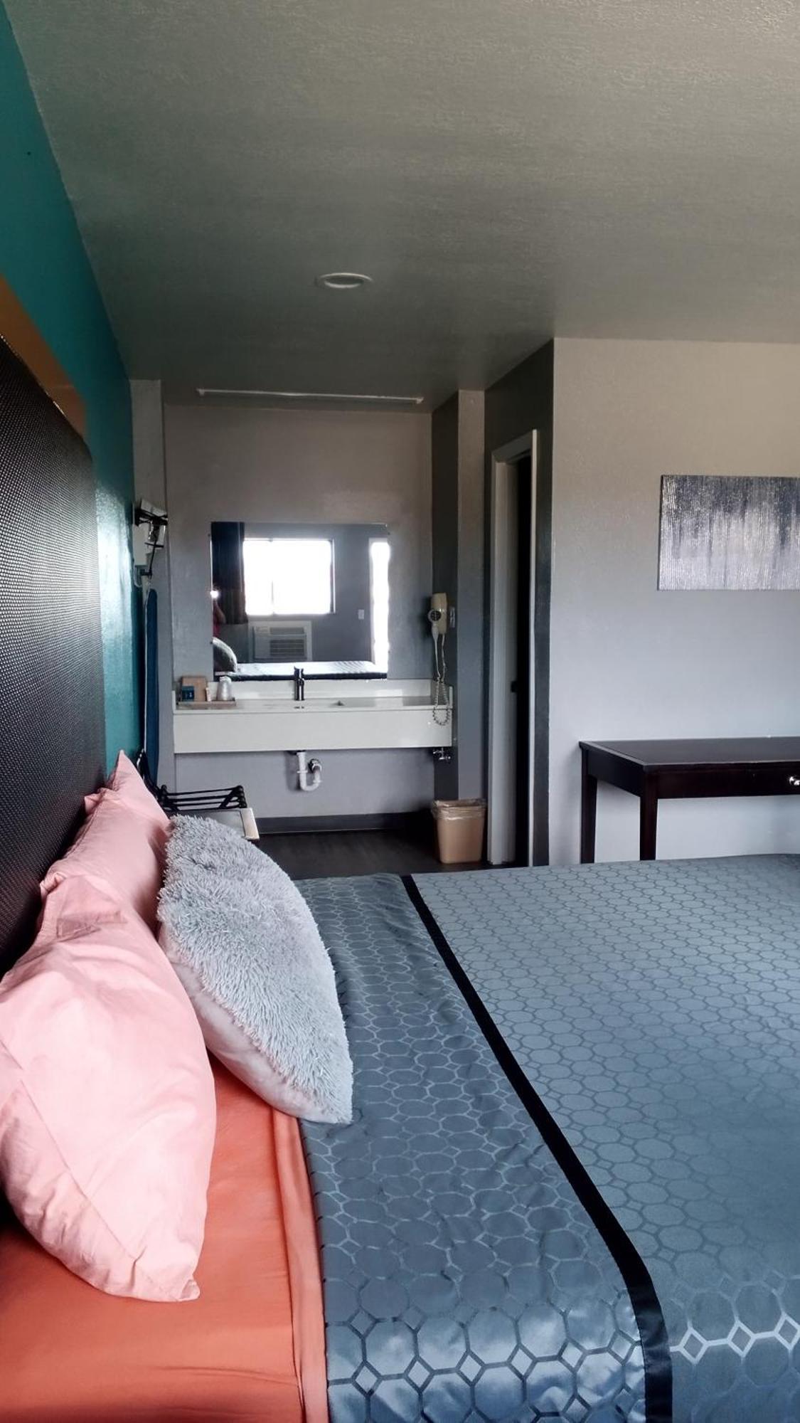 Coachman'S Inn & Suites Waldron 외부 사진